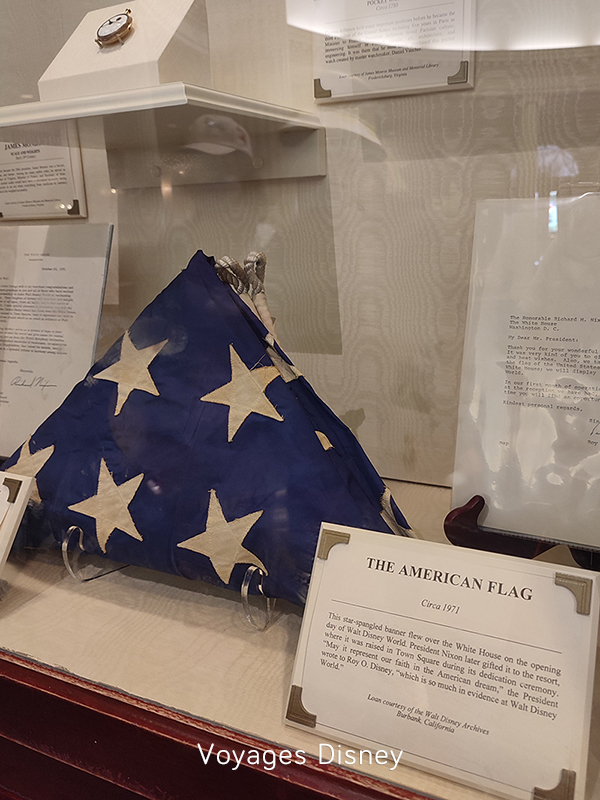 Walt Disney World, the american flag, 1971, Hall of presidents, drapeau américain